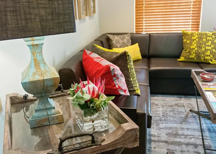 99m² 2 slaapkamer, 2 privé badkamer Appartement in Stellenbosch Central