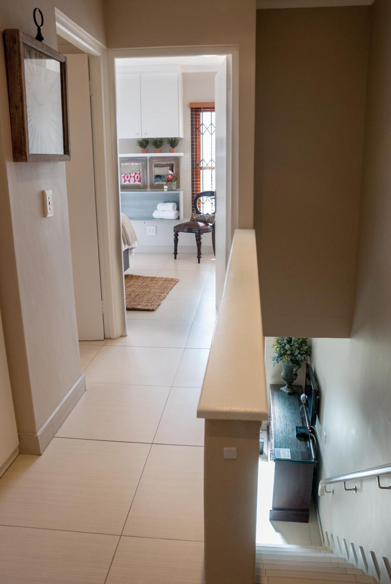 99m² 2 Slaapkamer, 2 Privé Badkamer In Stellenbosch